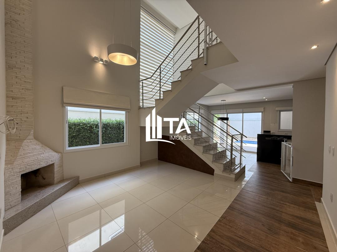 Casa de Condomínio à venda com 4 quartos, 258m² - Foto 3