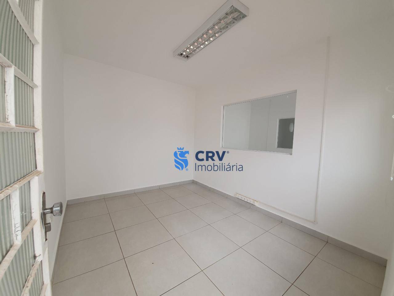 Casa à venda com 7 quartos, 230m² - Foto 9