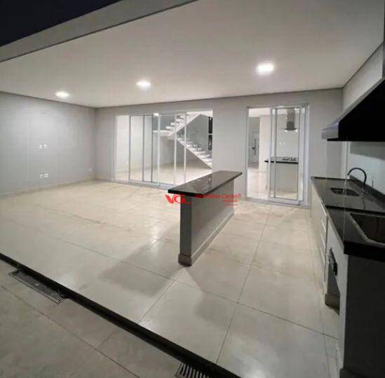 Sobrado à venda com 3 quartos, 284m² - Foto 2