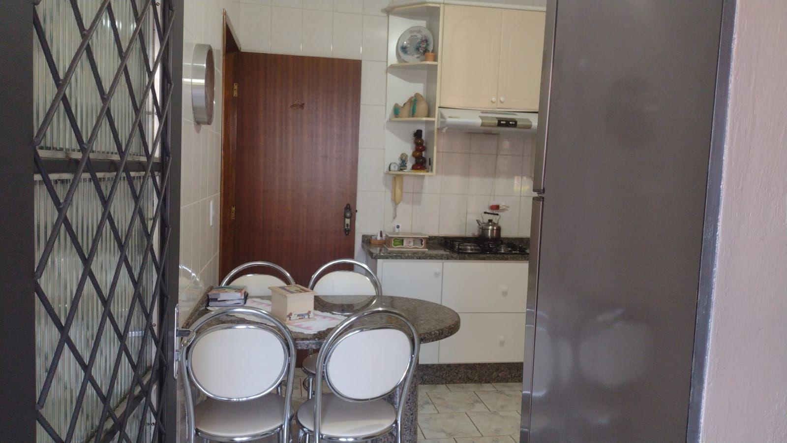Sobrado à venda com 3 quartos, 270m² - Foto 9