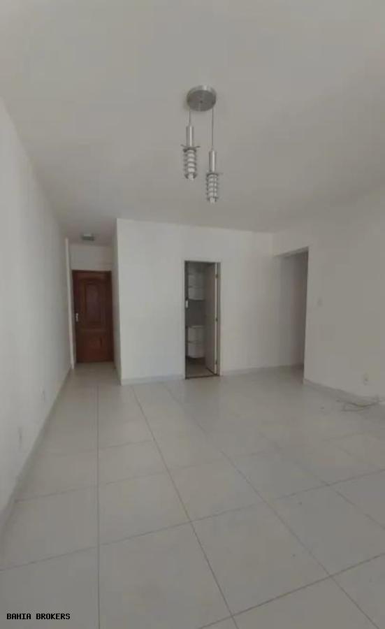 Apartamento à venda com 3 quartos, 75m² - Foto 8