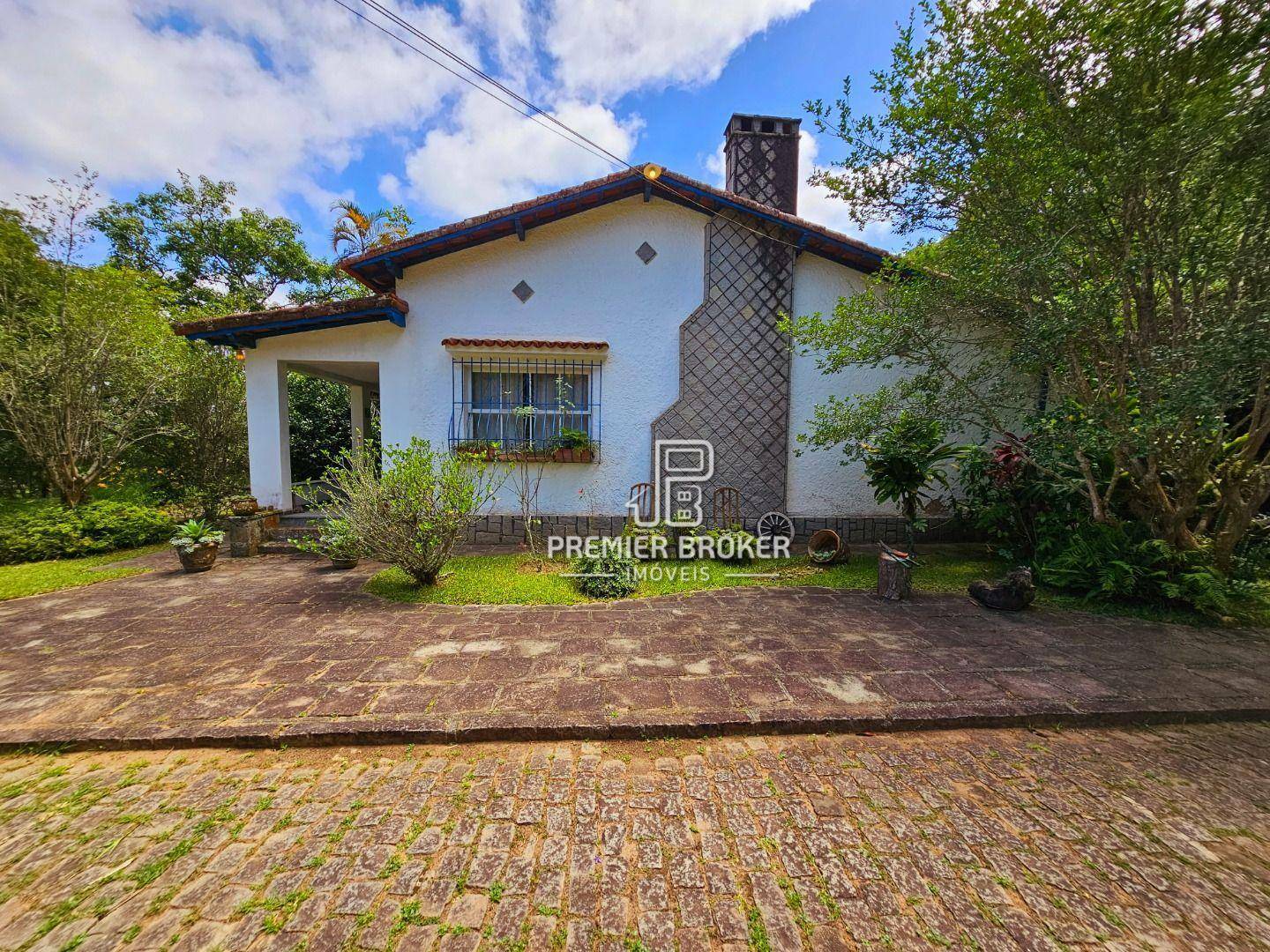 Casa de Condomínio à venda com 5 quartos, 334m² - Foto 3