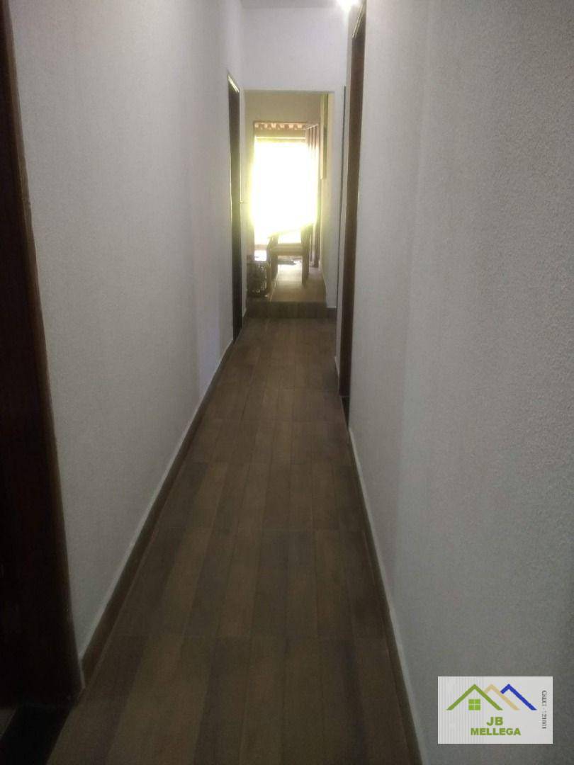 Chácara à venda com 3 quartos, 140m² - Foto 2