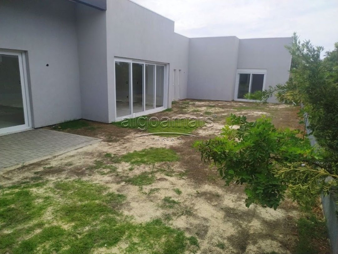 Casa de Condomínio à venda com 4 quartos, 260m² - Foto 4