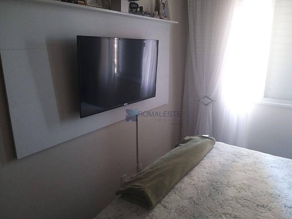 Apartamento à venda com 2 quartos, 62m² - Foto 5