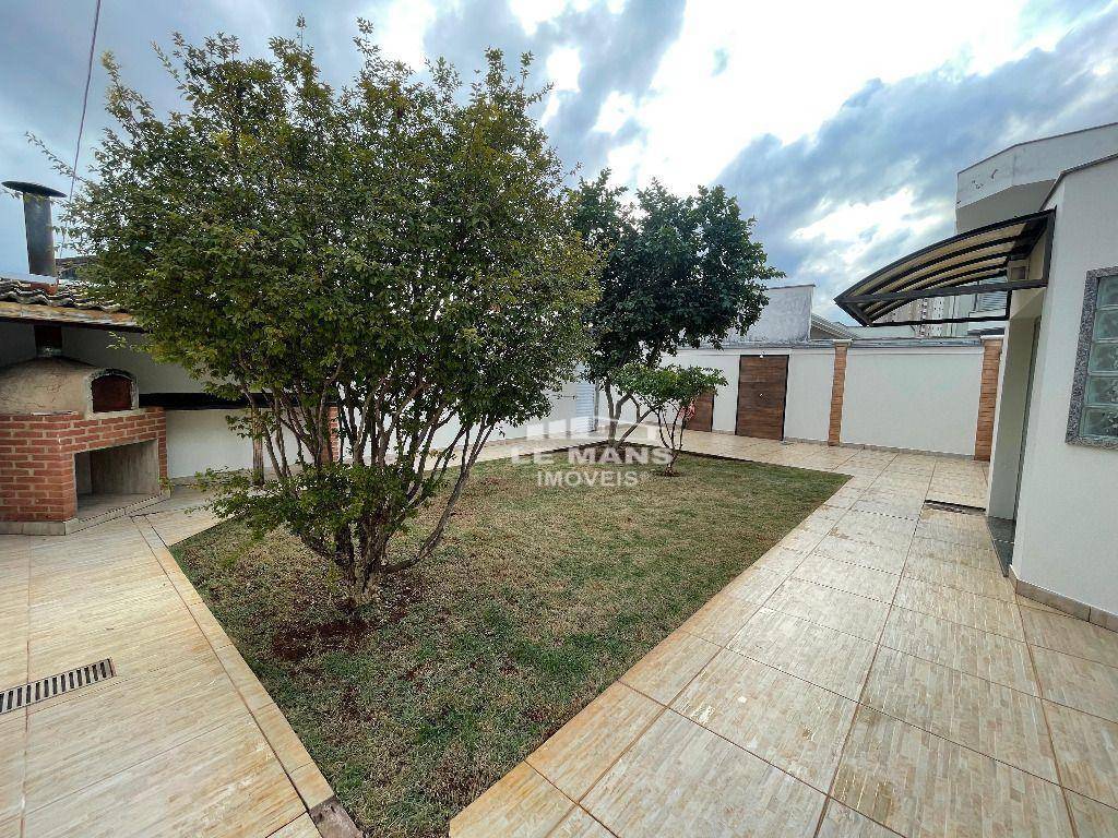 Casa de Condomínio à venda e aluguel com 3 quartos, 179m² - Foto 18