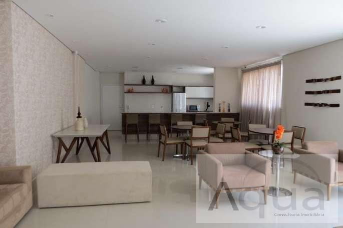 Apartamento à venda com 2 quartos, 67m² - Foto 31