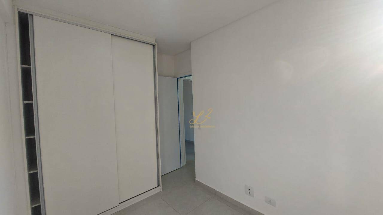 Apartamento para alugar com 2 quartos, 64m² - Foto 19