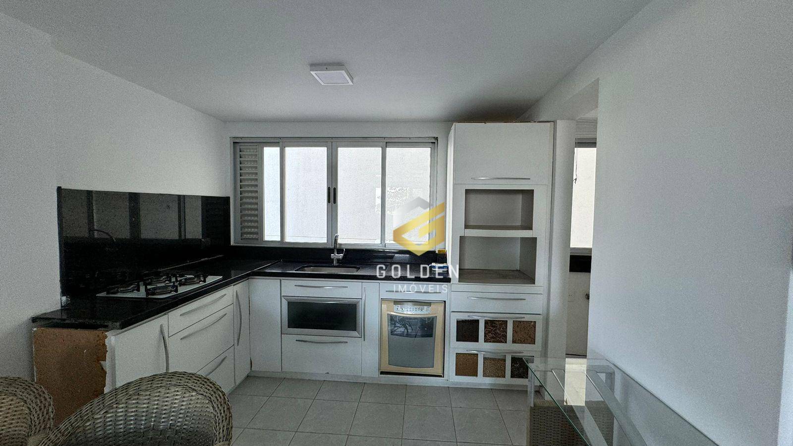 Apartamento à venda com 3 quartos, 155m² - Foto 8