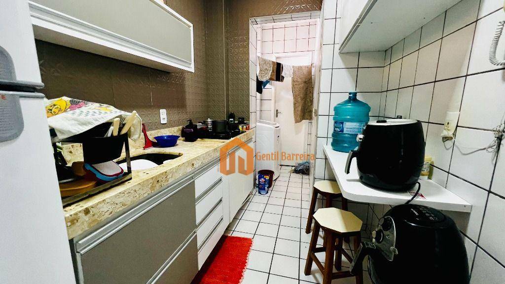 Apartamento à venda com 2 quartos, 76m² - Foto 5