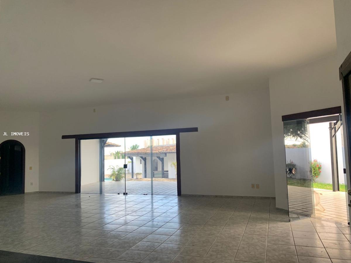 Casa para alugar com 4 quartos, 600m² - Foto 10