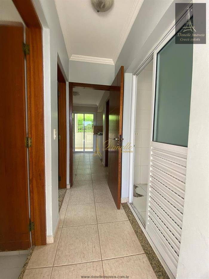 Casa de Condomínio à venda com 3 quartos, 300m² - Foto 3