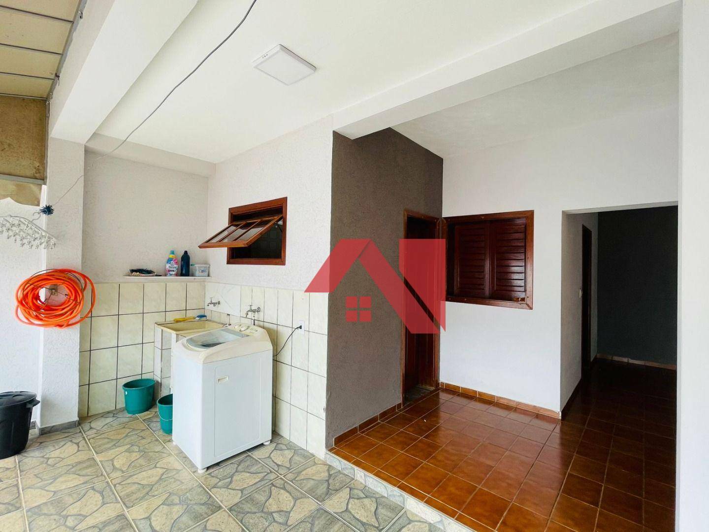 Casa à venda com 4 quartos, 280m² - Foto 28