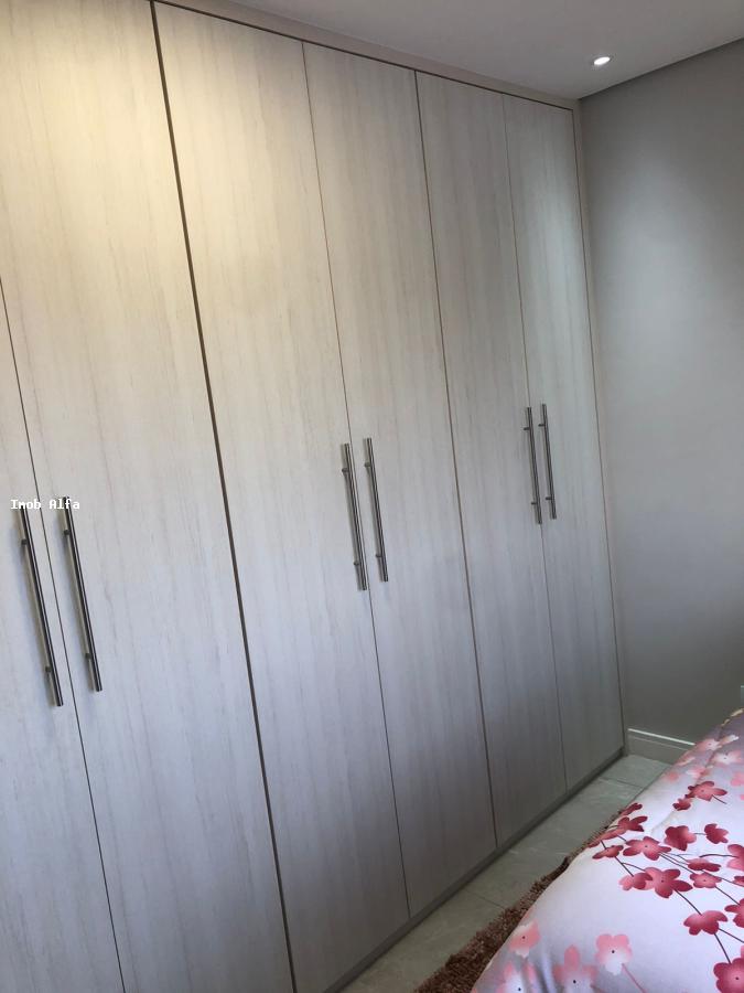 Apartamento à venda com 3 quartos, 71m² - Foto 18