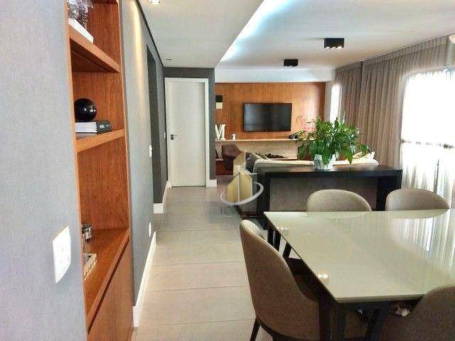 Apartamento à venda com 3 quartos, 167m² - Foto 2