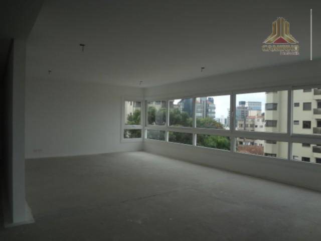 Apartamento à venda com 3 quartos, 237m² - Foto 2