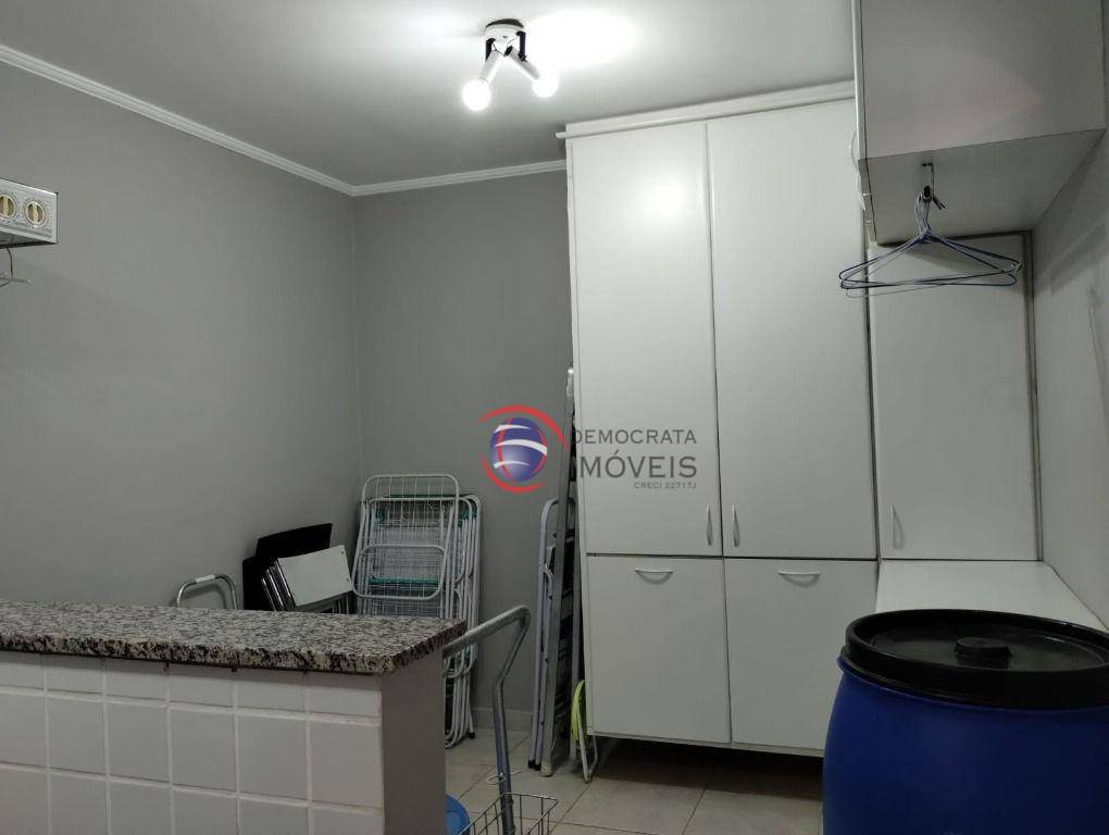 Sobrado à venda com 3 quartos, 340m² - Foto 24