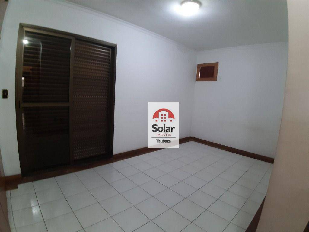 Apartamento à venda com 3 quartos, 140m² - Foto 9