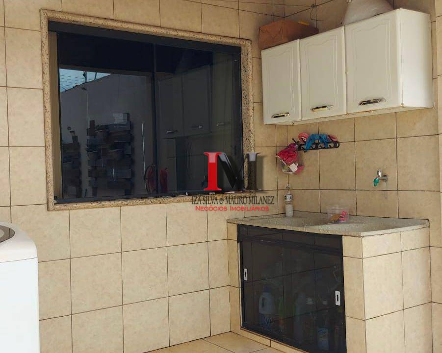 Casa à venda com 3 quartos, 209m² - Foto 30