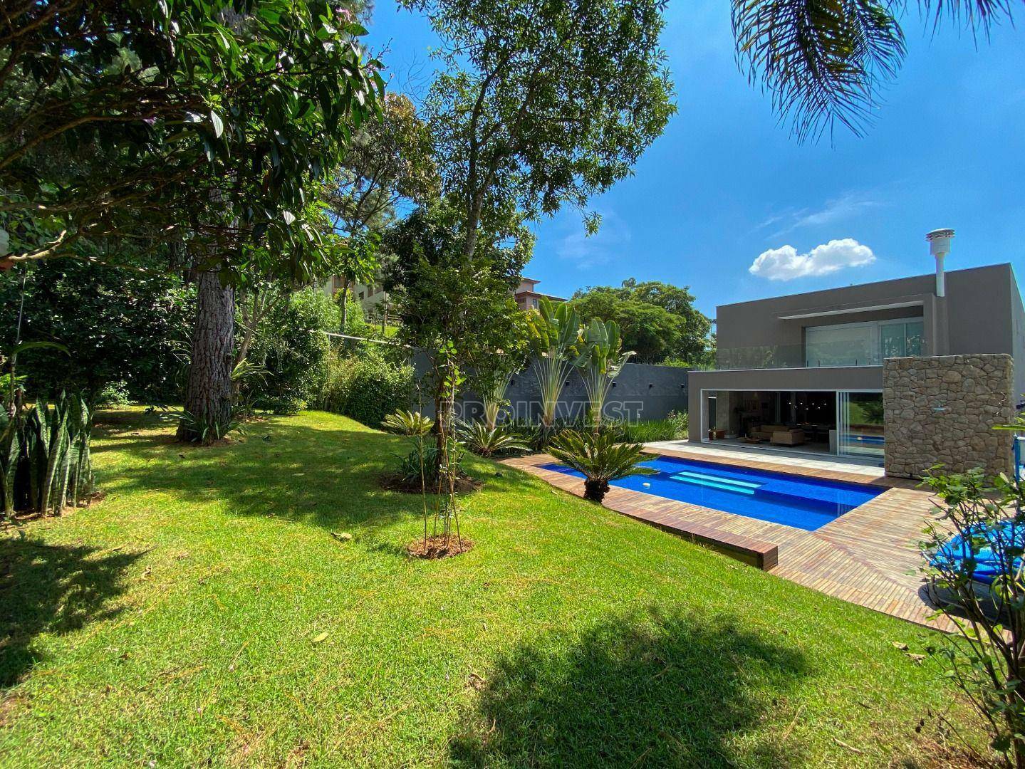 Casa de Condomínio à venda com 3 quartos, 426m² - Foto 2