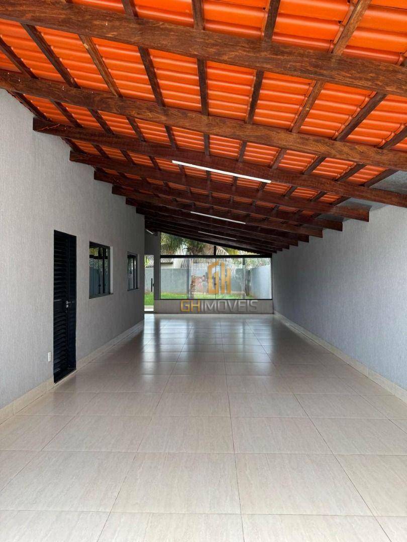 Casa à venda com 3 quartos, 170m² - Foto 2