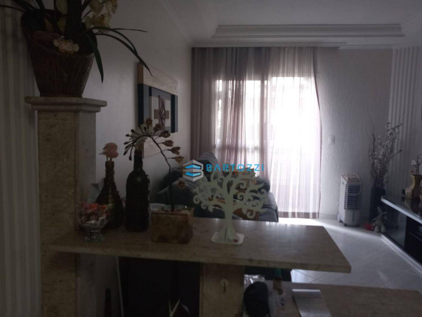 Apartamento à venda com 3 quartos, 86m² - Foto 9