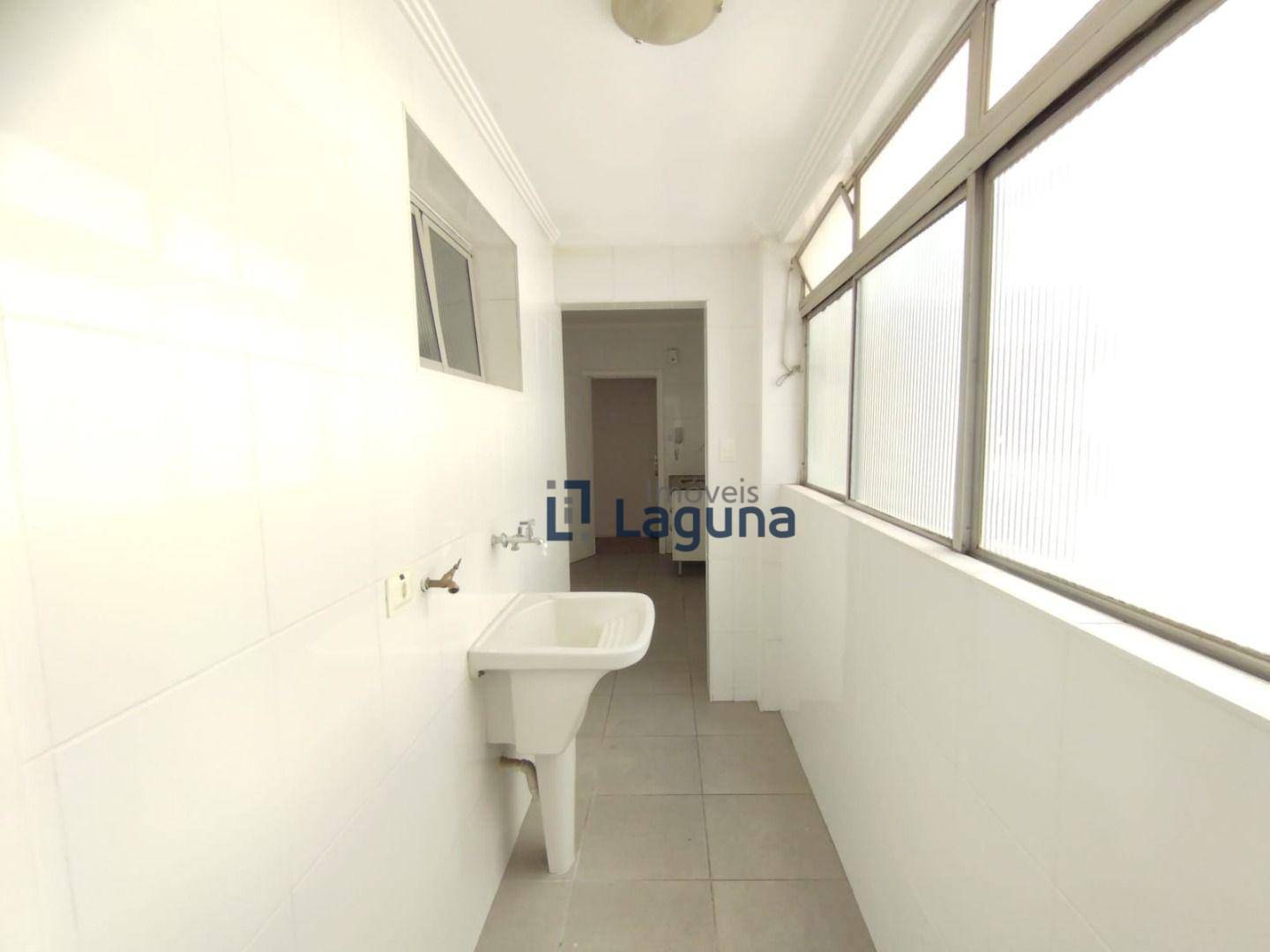 Apartamento à venda com 2 quartos, 80m² - Foto 18