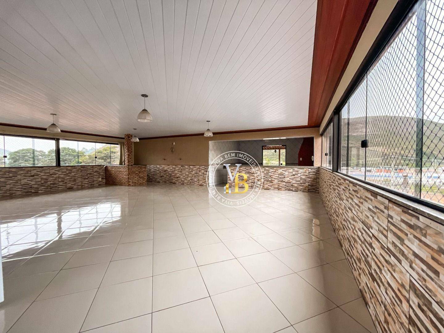 Casa para alugar com 4 quartos, 240m² - Foto 26