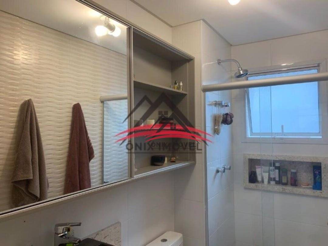 Apartamento à venda com 2 quartos, 67m² - Foto 17