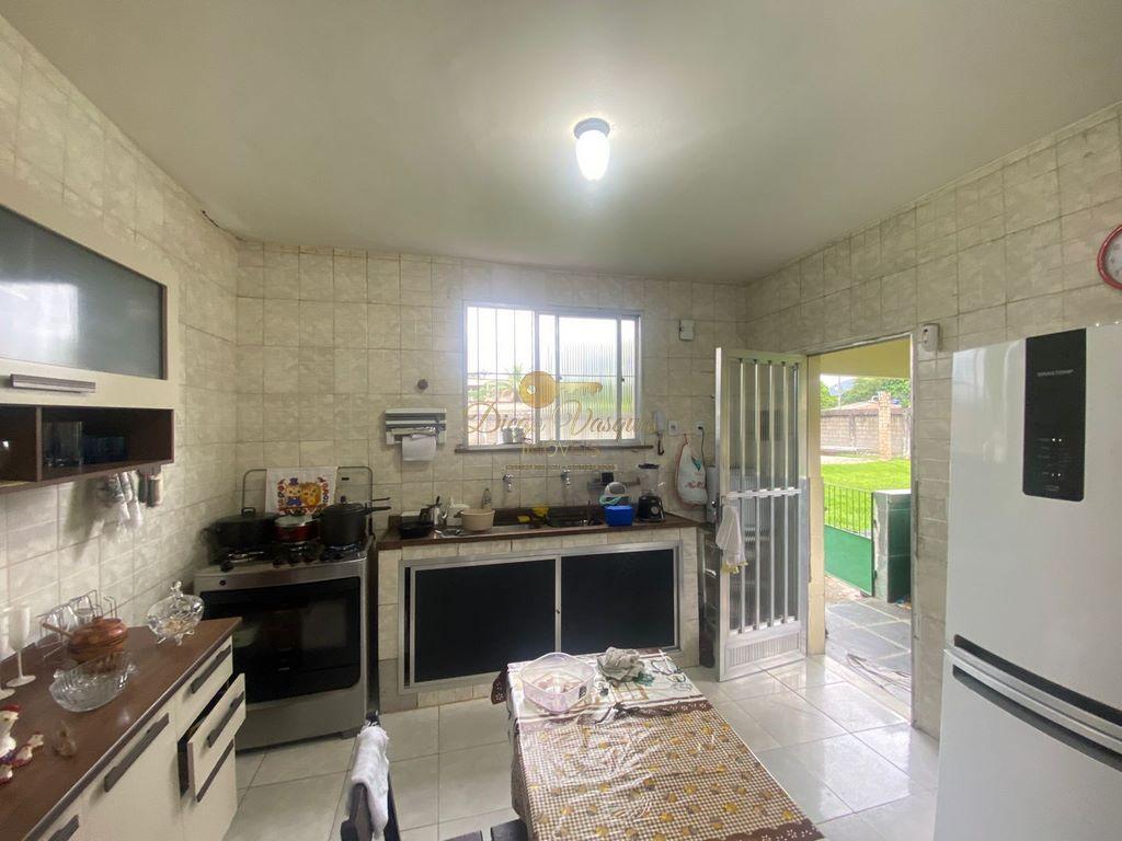 Casa à venda com 3 quartos, 1000m² - Foto 13