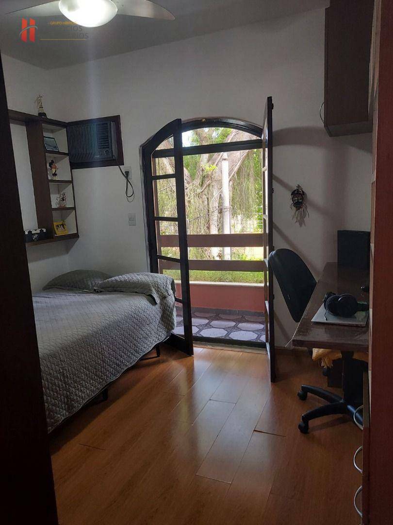 Casa à venda com 3 quartos, 194m² - Foto 9