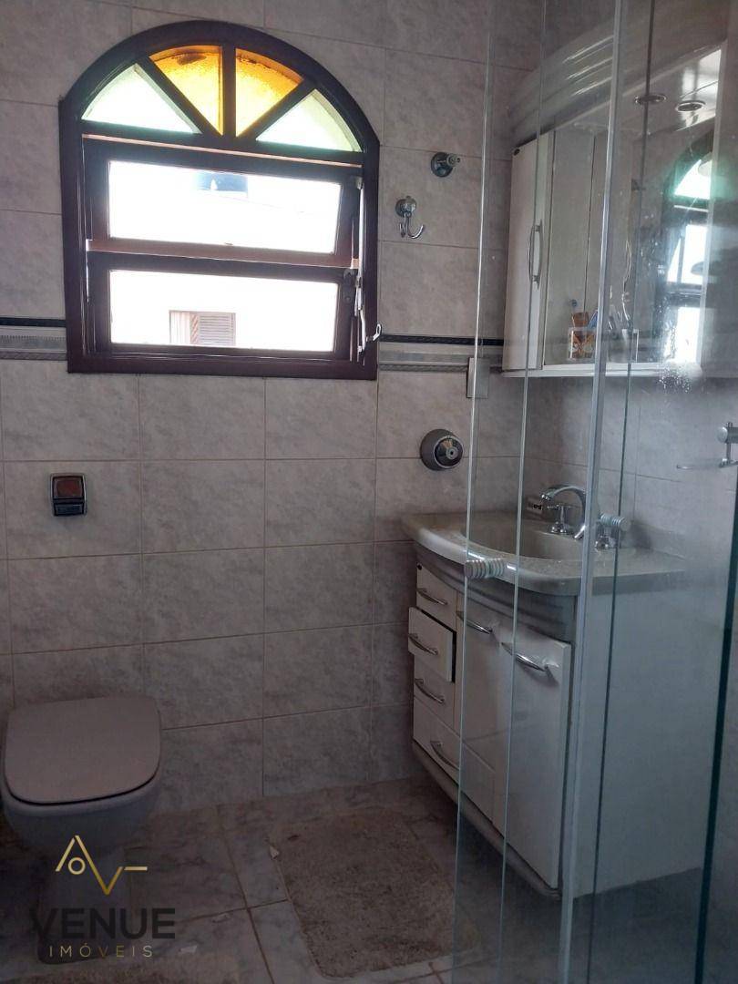 Sobrado à venda com 3 quartos, 418m² - Foto 4