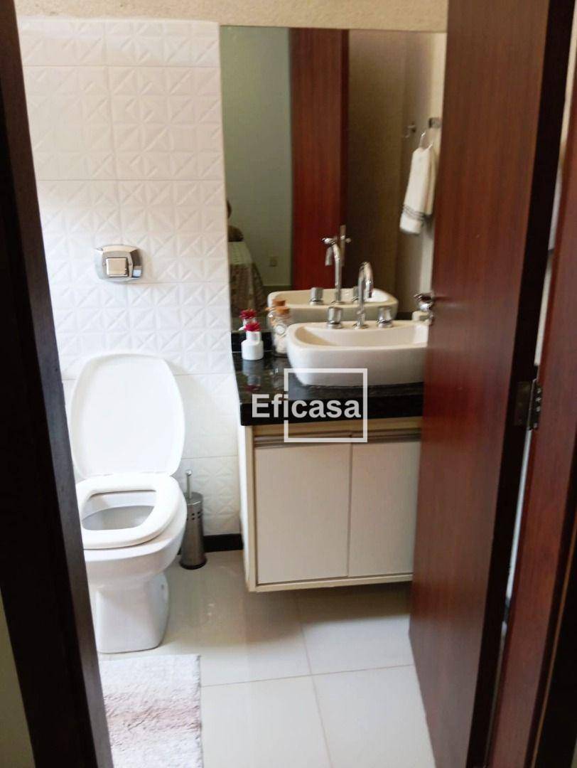 Casa à venda com 3 quartos, 196m² - Foto 10