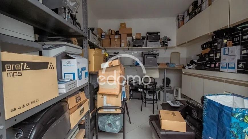 Casa à venda com 2 quartos, 294m² - Foto 18