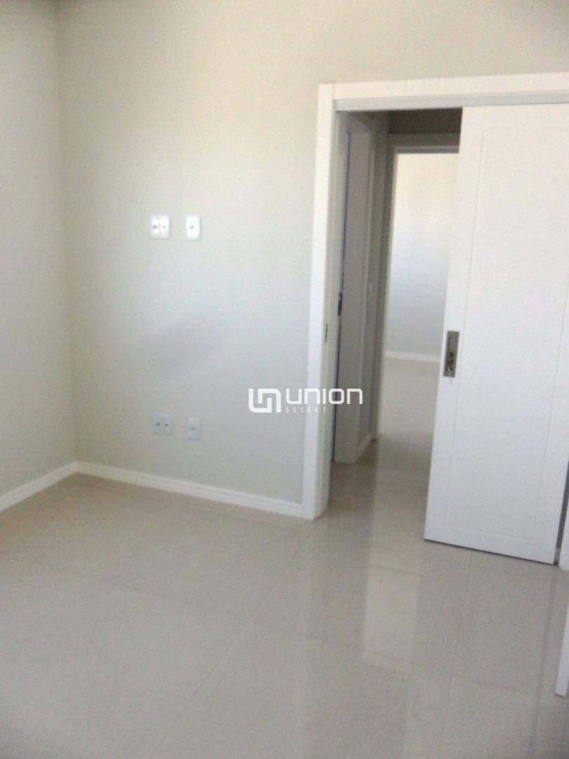 Apartamento à venda com 4 quartos, 149m² - Foto 4