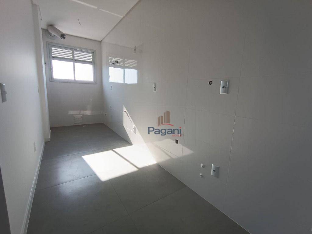 Apartamento à venda com 2 quartos, 75m² - Foto 15