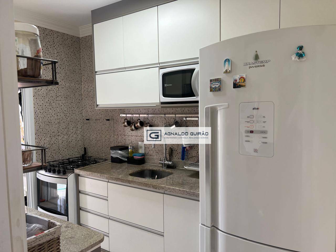 Apartamento à venda com 3 quartos, 70m² - Foto 18