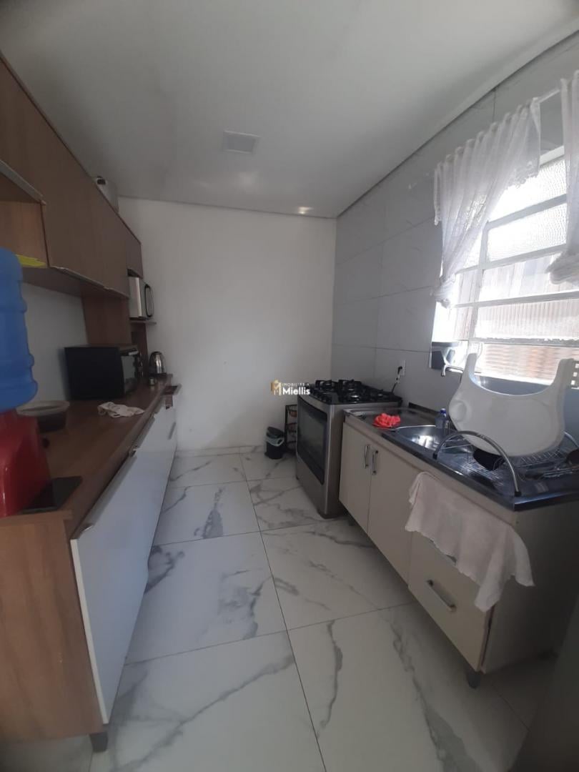 Casa à venda com 3 quartos, 120m² - Foto 5