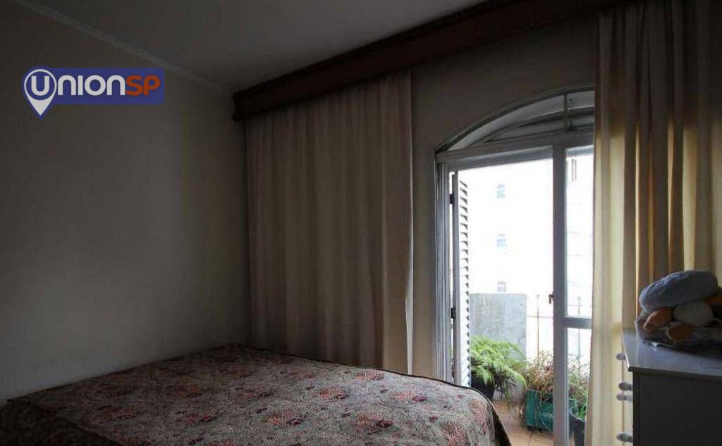 Apartamento à venda com 4 quartos, 225m² - Foto 6