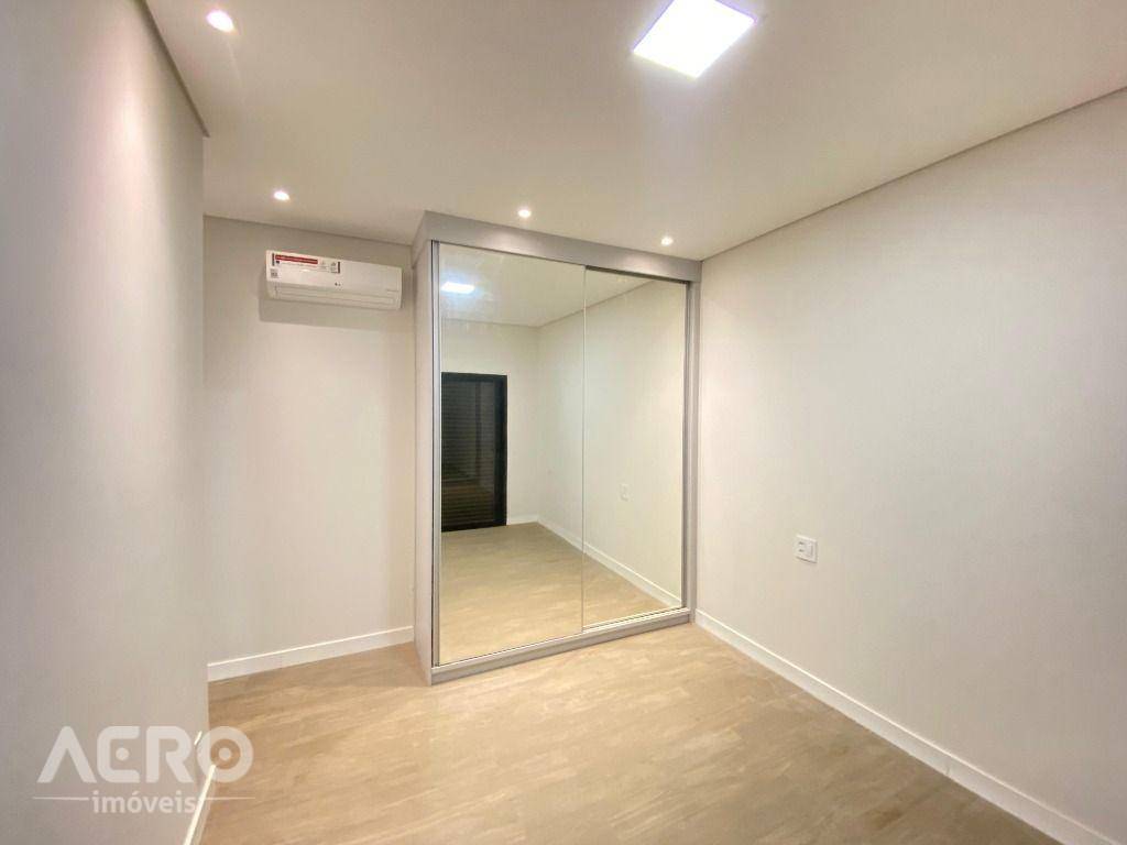 Casa de Condomínio à venda com 3 quartos, 228m² - Foto 18