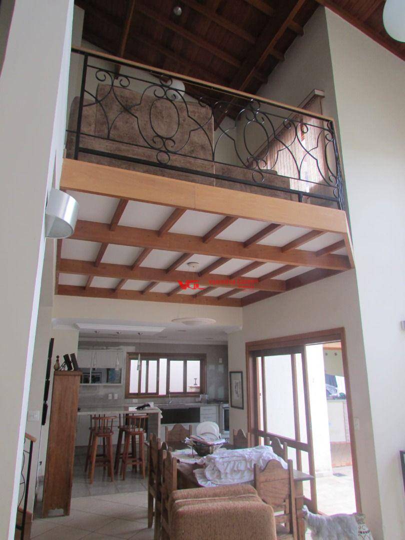 Sobrado à venda com 3 quartos, 280m² - Foto 4