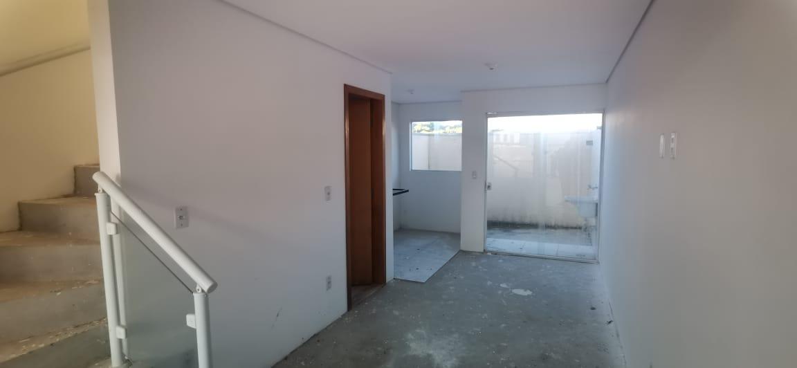 Casa à venda com 2 quartos, 69m² - Foto 38