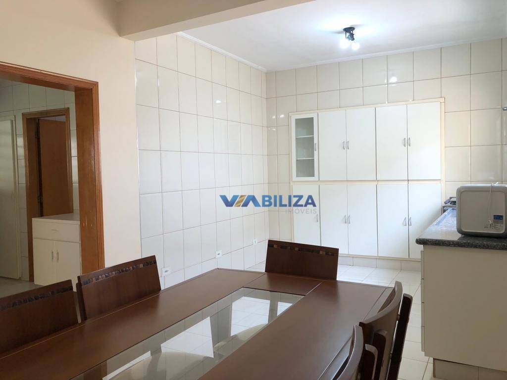 Casa à venda com 2 quartos, 140m² - Foto 15