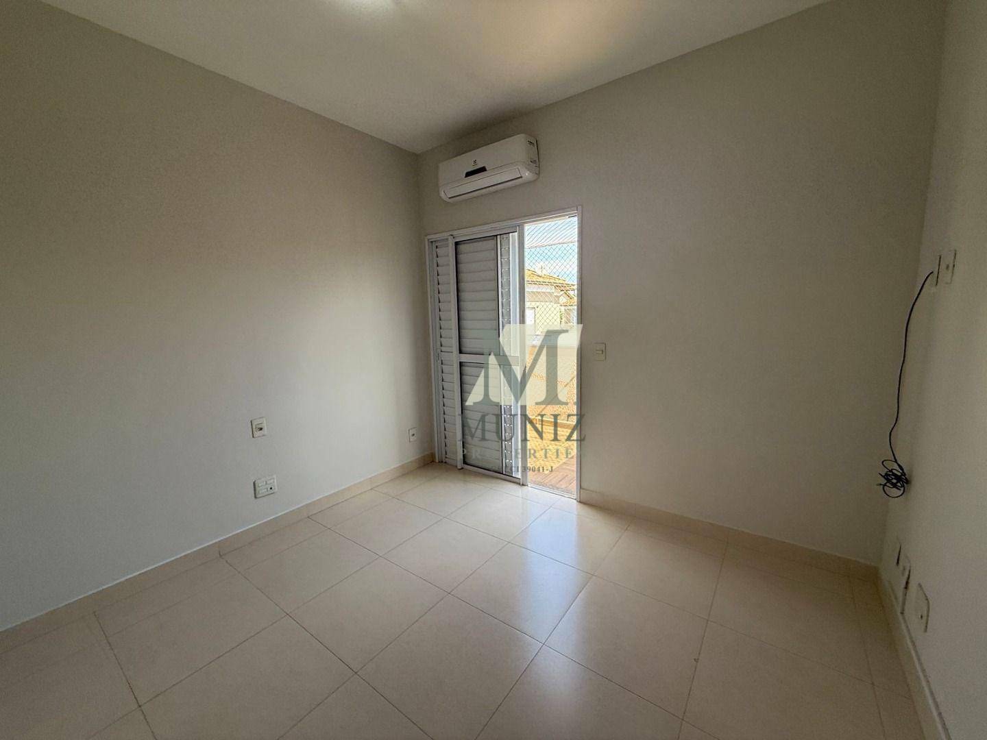 Casa de Condomínio para alugar com 3 quartos, 257m² - Foto 13