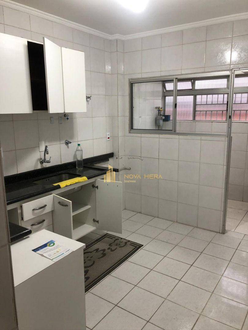 Apartamento à venda com 3 quartos, 83m² - Foto 11