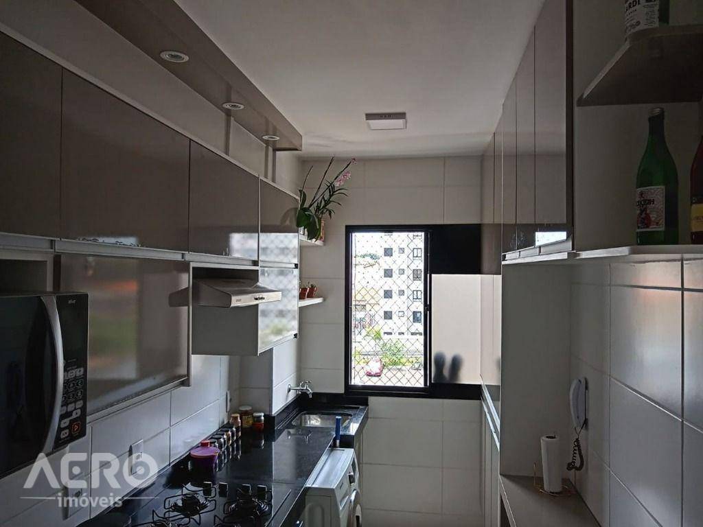 Apartamento à venda com 2 quartos, 48m² - Foto 11