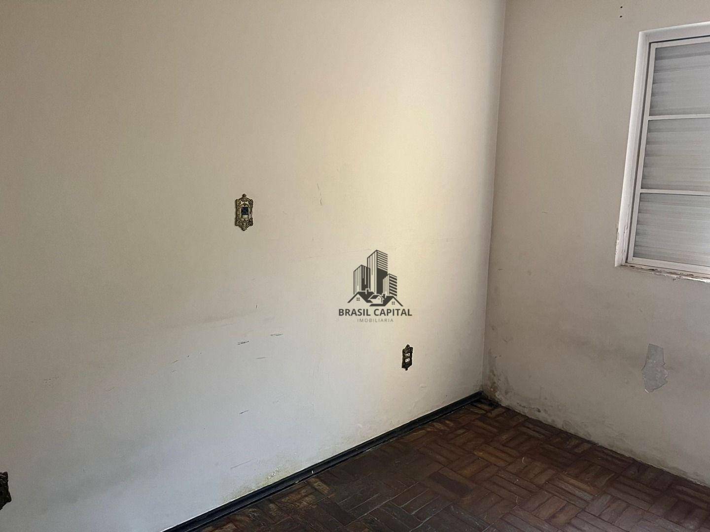 Casa para alugar com 3 quartos, 179m² - Foto 12