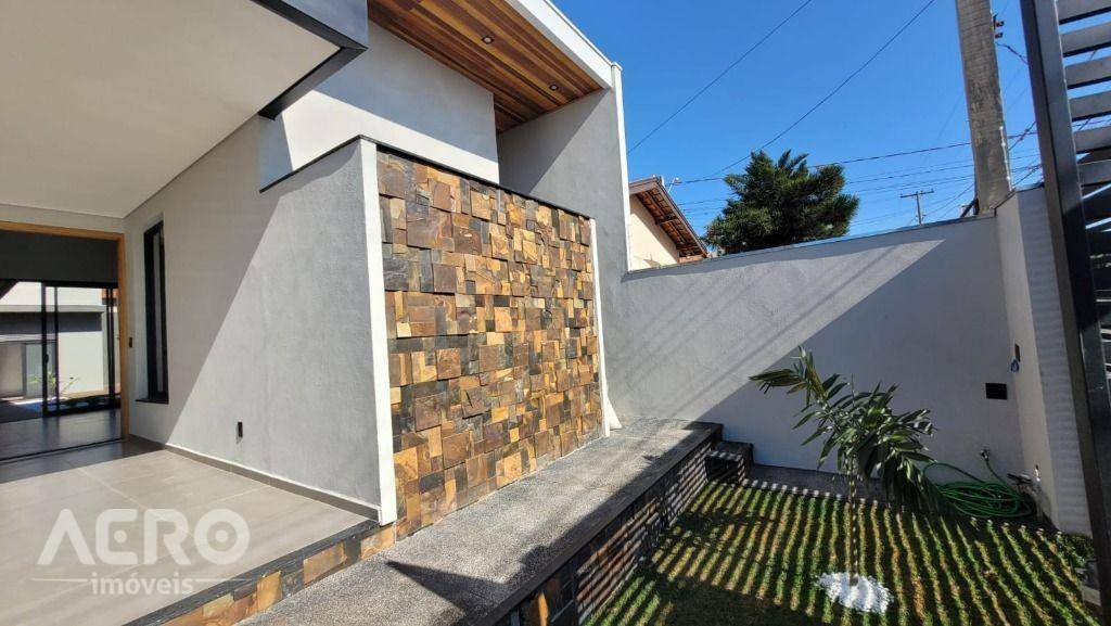 Casa à venda com 3 quartos, 185m² - Foto 4