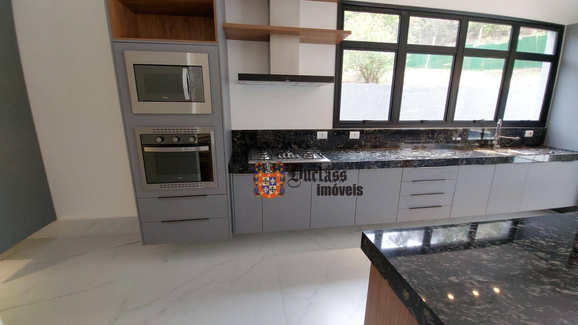 Casa de Condomínio para alugar com 4 quartos, 390m² - Foto 46