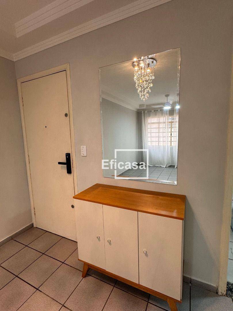 Apartamento à venda com 2 quartos, 70m² - Foto 9